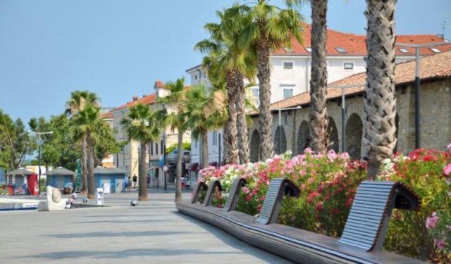 Appartamento Captain'S Cabin Capodistria Esterno foto