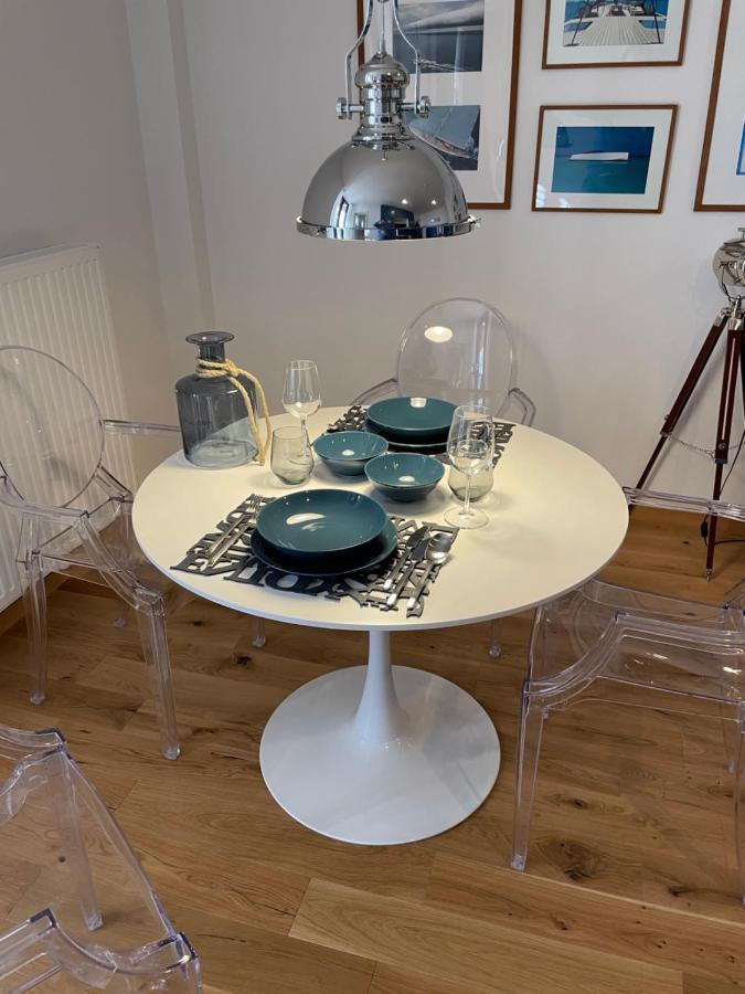 Appartamento Captain'S Cabin Capodistria Esterno foto